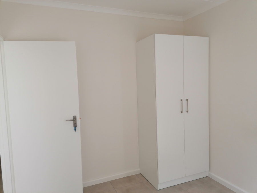 To Let 2 Bedroom Property for Rent in Stellendale Western Cape